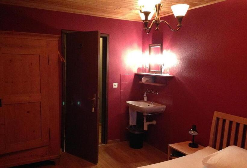 غرفة إقتصادية, Landhus Almens