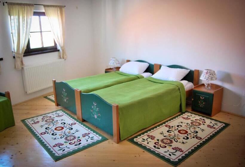 Номер Комфорт, Amadé Pension & Restaurant