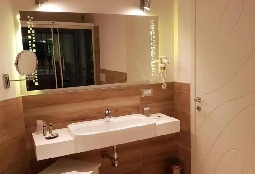 ジュニアスイート, B&b Emozioni E Relax