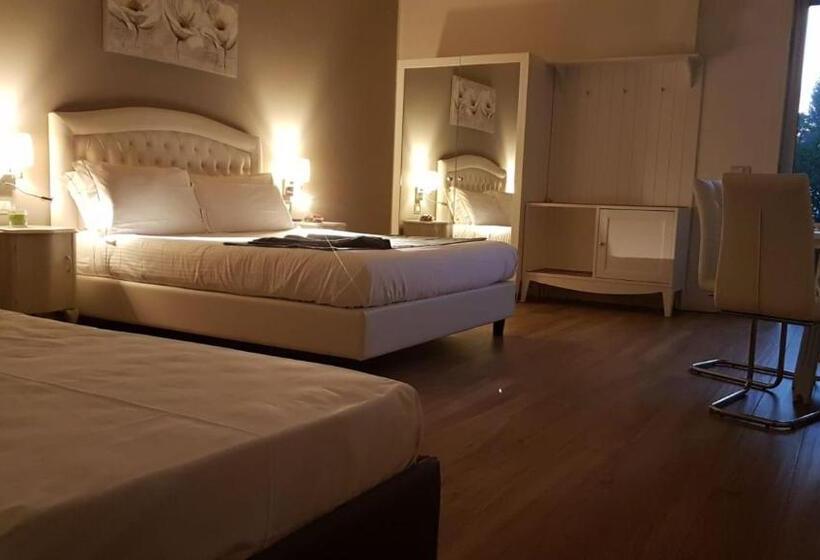 חדר דלוקס, B&b Emozioni E Relax