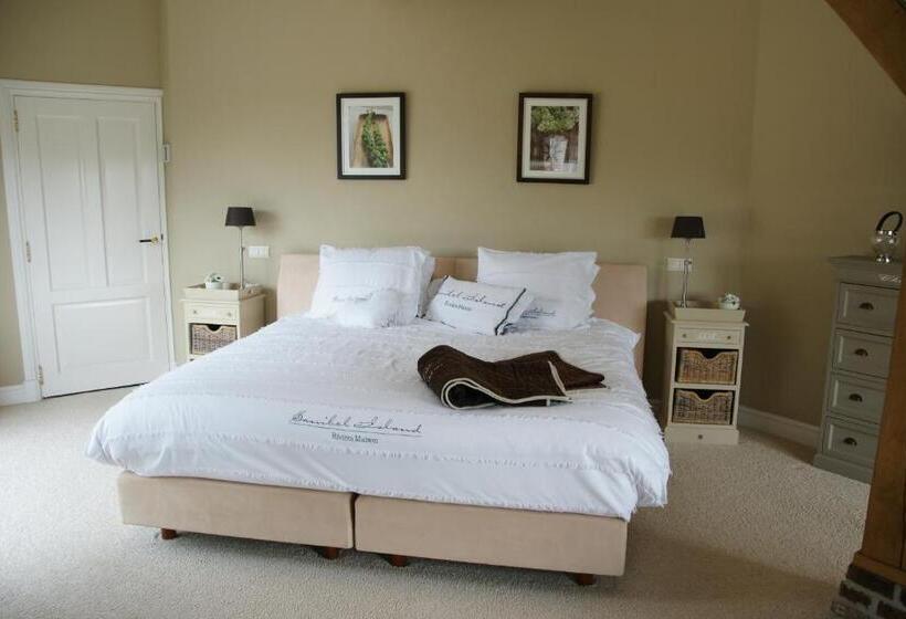 سوییت جونیور, B&b Farmhouse De Loksheuvel