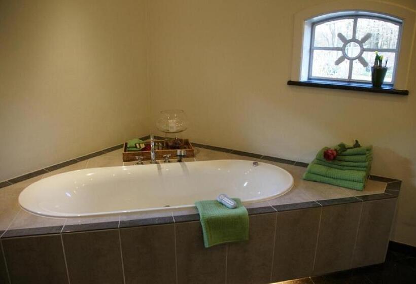 سوییت جونیور, B&b Farmhouse De Loksheuvel