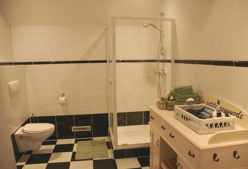 اتاق سوپریور خانوادگی, B&b Farmhouse De Loksheuvel