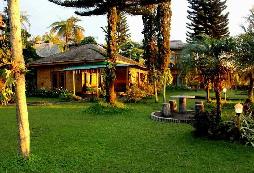 Семейный Номер Вид на Горы, Sukuh Cottage