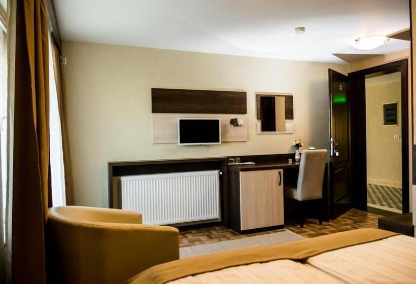 标准单人间, Domino Residence