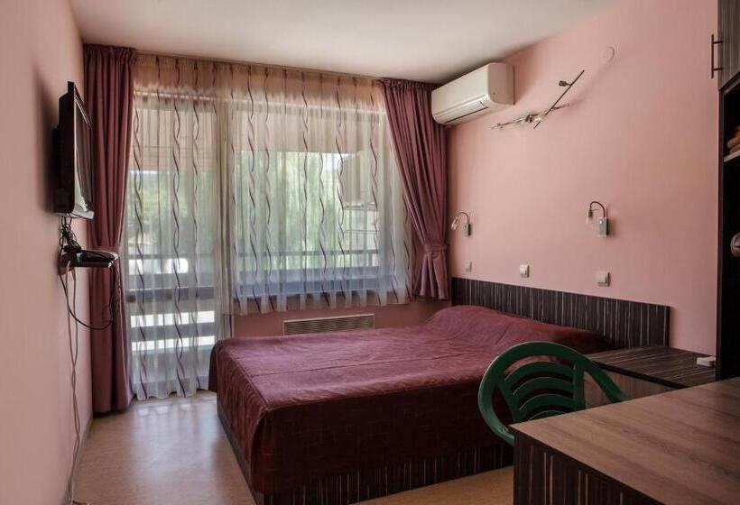 テラス付きスタンダードルーム, Family Hotel Kipra