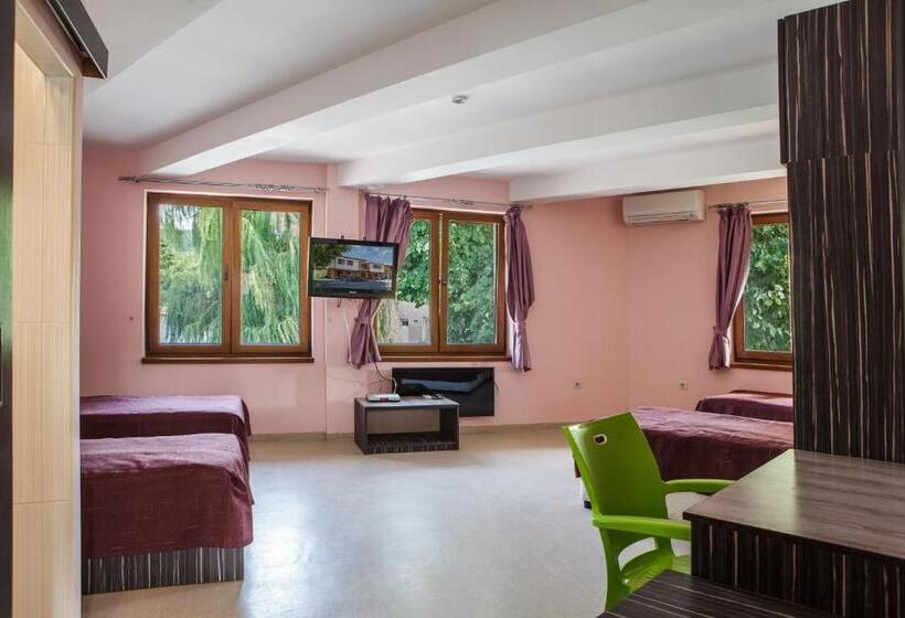 スタンダード4人部屋, Family Hotel Kipra