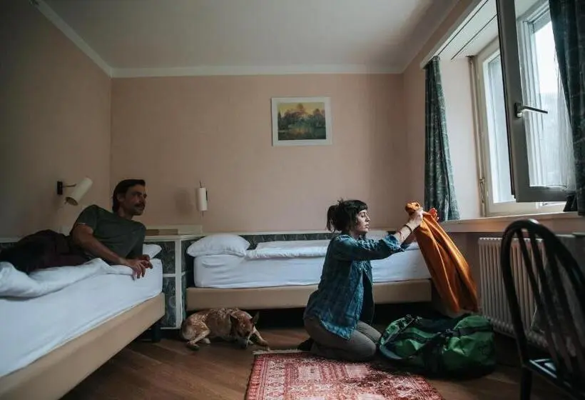 バス共有のスタンダードルーム, Albergo Robiei
