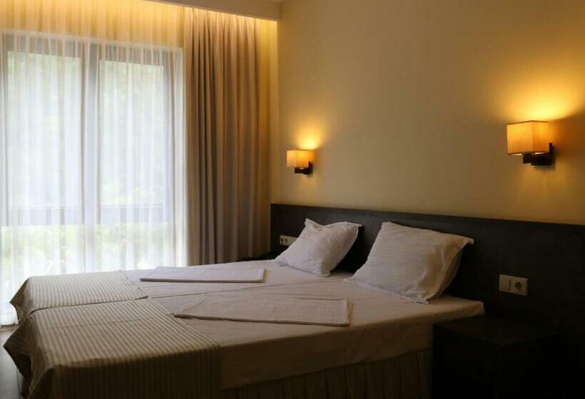 غرفة قياسية, Aqua Varvara