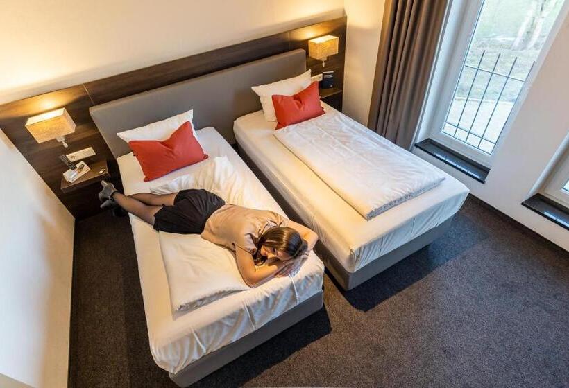 Номер Комфорт, Duda Langenbruck