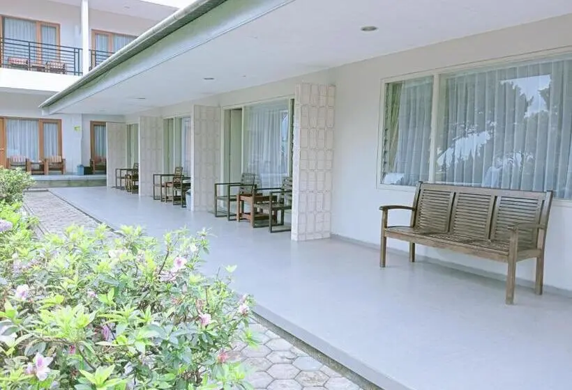 マウンテンビュースタンダードルーム, Pondok Asri Tawangmangu