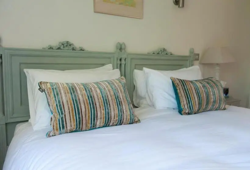 ガーデンビューデラックスルーム, Hubbard S Luxury Bed And Breakfast