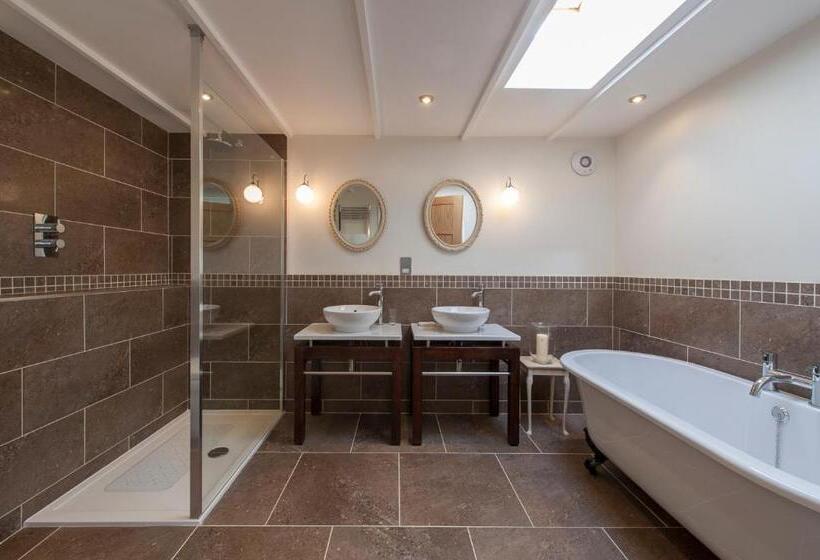 디럭스 룸 가든 전망, Hubbard S Luxury Bed And Breakfast