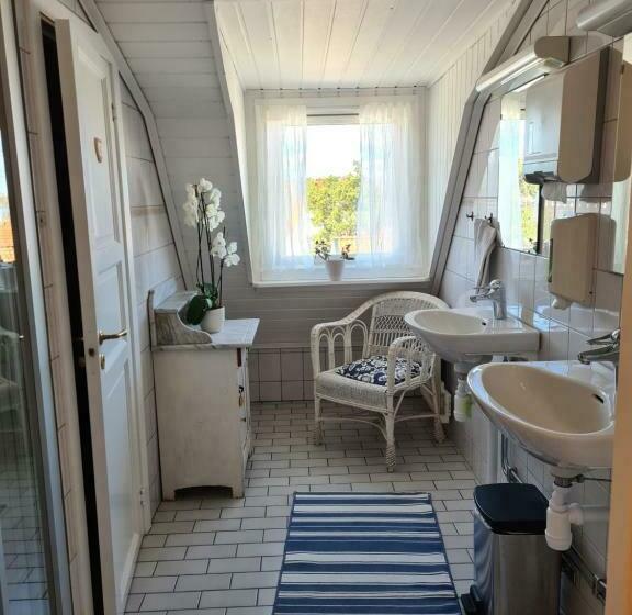 Номер Стандарт Совместная Ванная, Missionshuset Bed & Breakfast