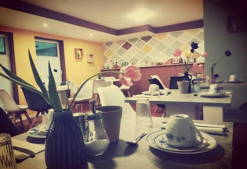 דירה בת חדר שינה 1 עם מרפסת, Oleander Hof