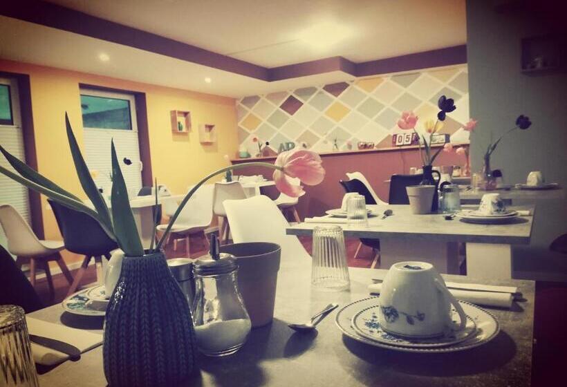 דירת חדר נוף לגינה, Oleander Hof