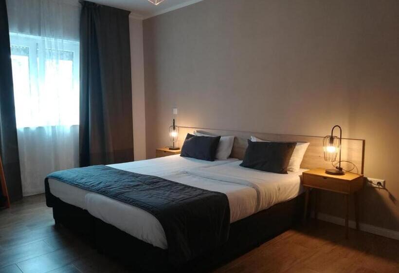 דירת חדר נוף לגינה, Oleander Hof