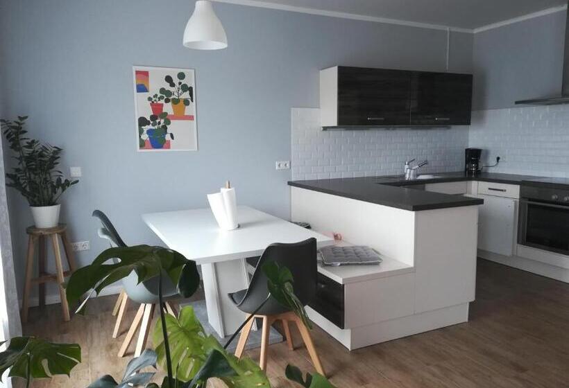 דירת חדר נוף לגינה, Oleander Hof