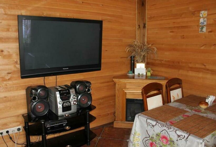 سوییت, Cottage U Yaremy Mykulychyn