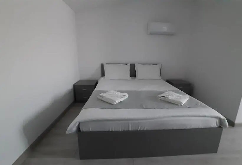 Camera Standard Vista Lago, Dnk Residence