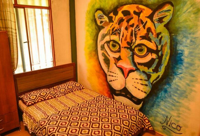 スタンダードルーム, Hostal Ariantiy