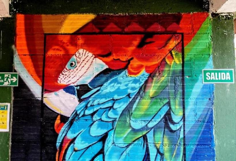 Suite with lake view, Hostal Ariantiy