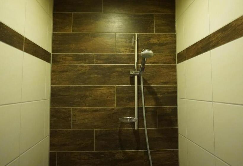 Номер Стандарт, L&l Skaters Home