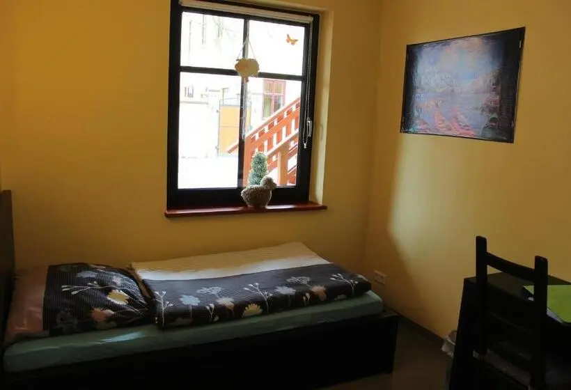 身障者適用シングルルーム, L&l Skaters Home