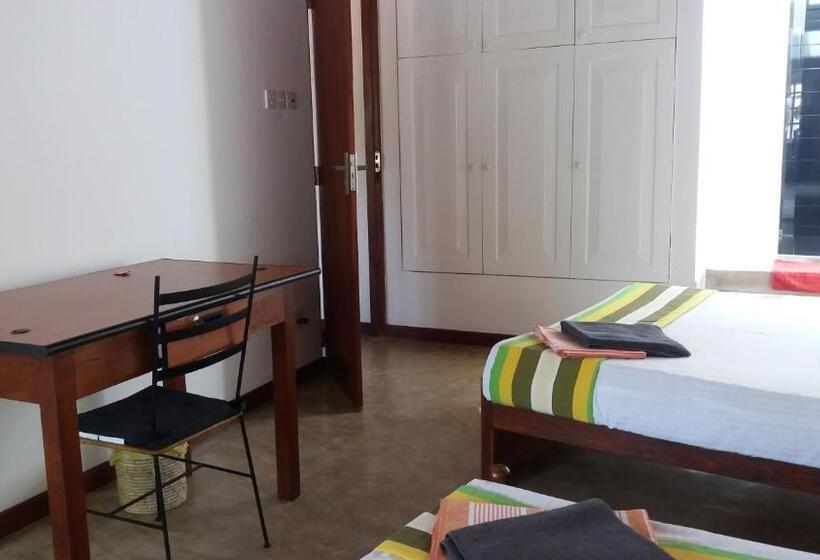 جناح جونيور مزوَّد بشرفة, Majestic Apartments