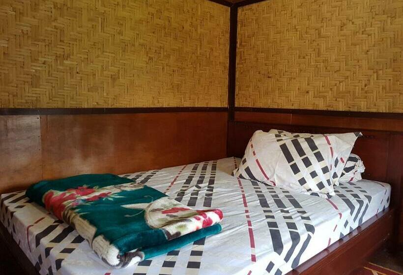 Номер Deluxe, Radiya Guesthouse