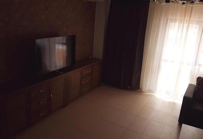 בית, 4 חדרי שינה, Pensiunea Casa Runcu Buzau