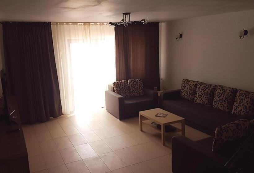 בית, 4 חדרי שינה, Pensiunea Casa Runcu Buzau