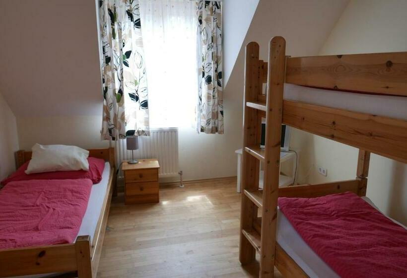 חדר משפחתי, Gasthof Pension „zur Hammerschmiede“