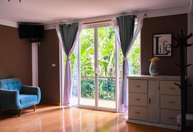 Family Suite, Zoila's Suite Escape