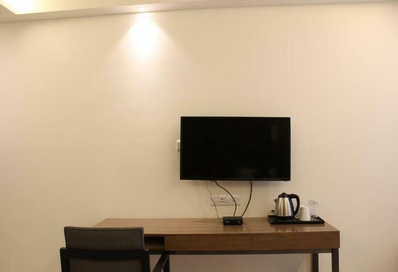 חדר דלוקס, A5