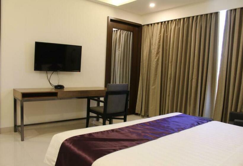 חדר דלוקס, A5