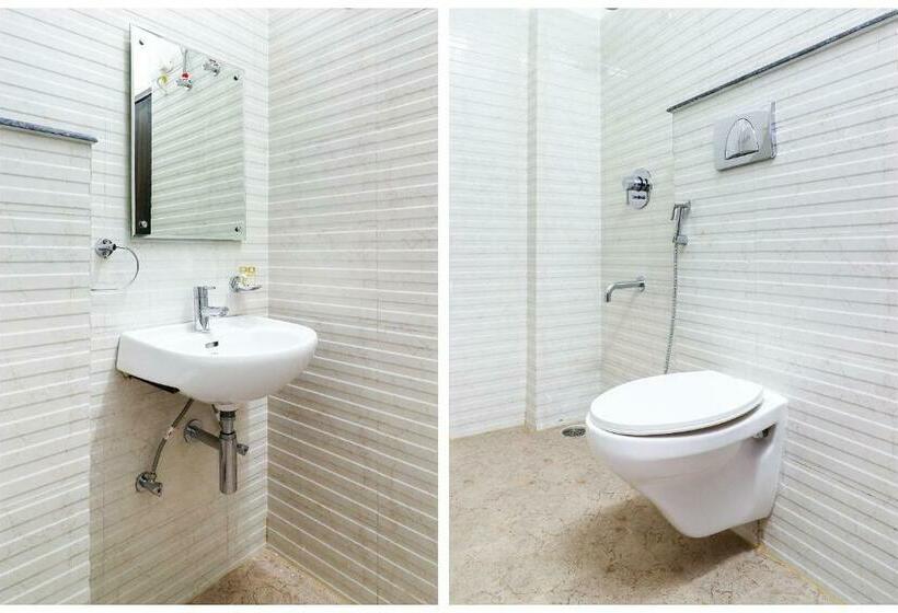 트리플 클래식 룸, Collection O Pratik Inn