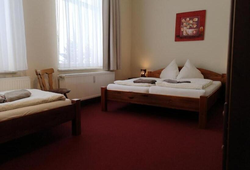 Семейный Номер, Jägerhof Putzkau