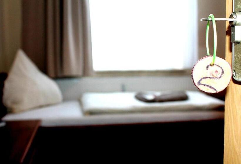 Семейный Номер, Jägerhof Putzkau