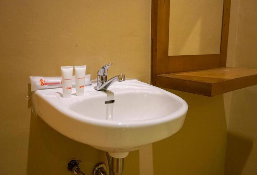 Номер Deluxe, Oyo 2029  Jatimas