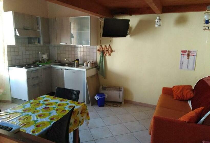 חדר סטנדרט לארבעה, L ' Canton B & B