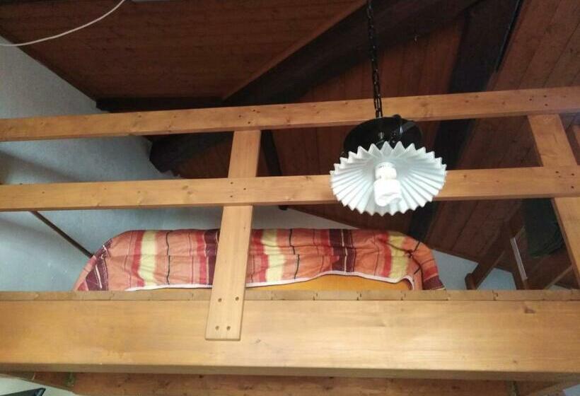 חדר סטנדרט לארבעה, L ' Canton B & B