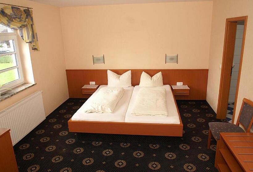 Номер Стандарт, Fränkischer Gasthof Lutz