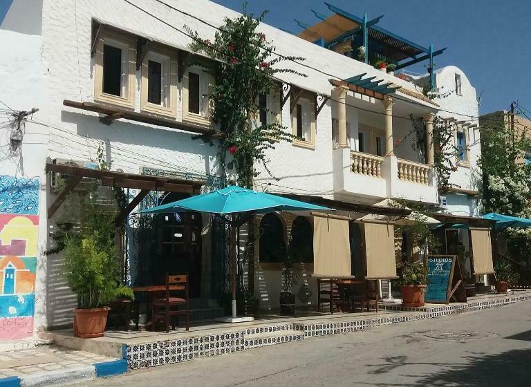 디럭스 룸, L'artisan