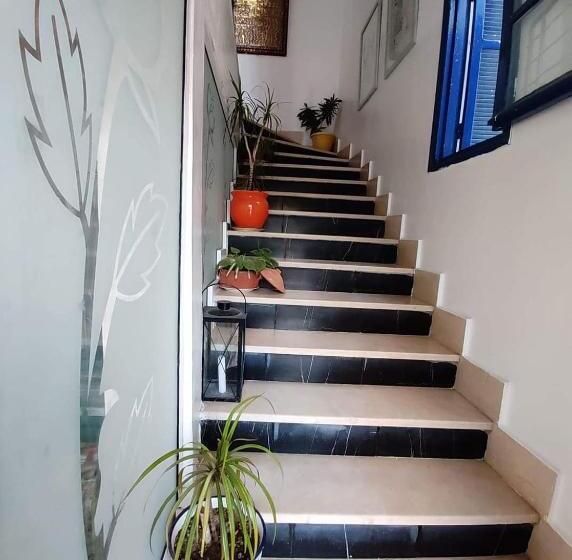 디럭스 룸, L'artisan