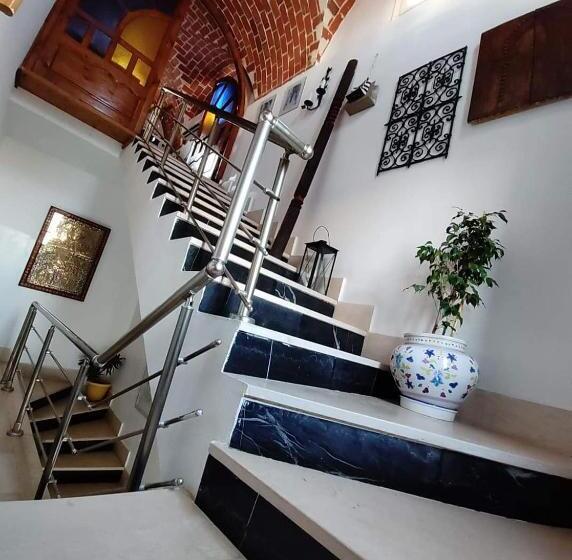 디럭스 룸, L'artisan