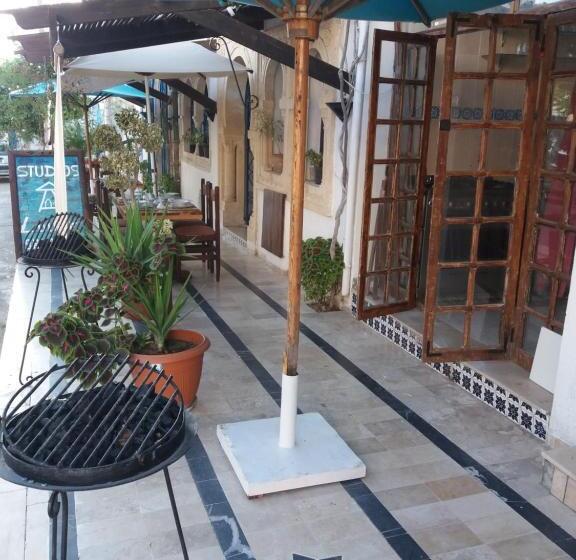 스탠다드 스튜디오, L'artisan