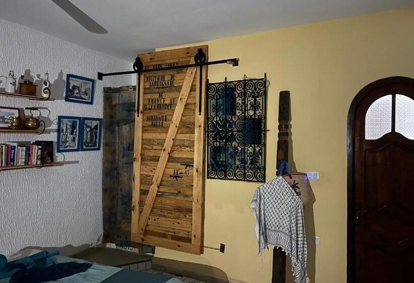 디럭스 룸, L'artisan