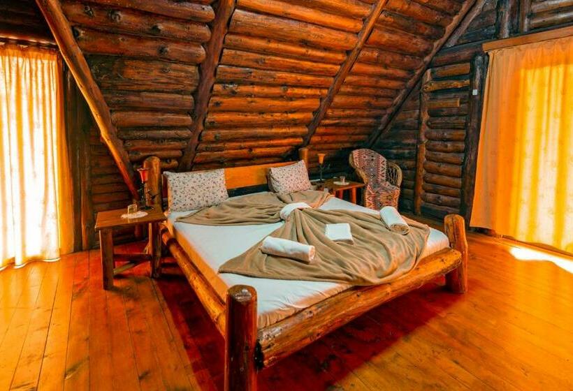 스탠다드 룸, Raiul De Pe Rau