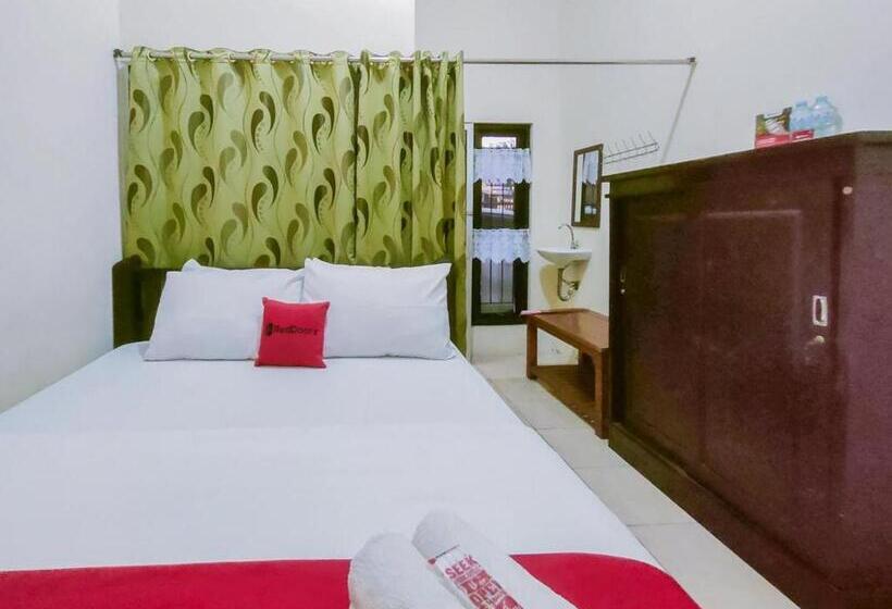 Номер Economy, Reddoorz @ Jemursari Surabaya 2